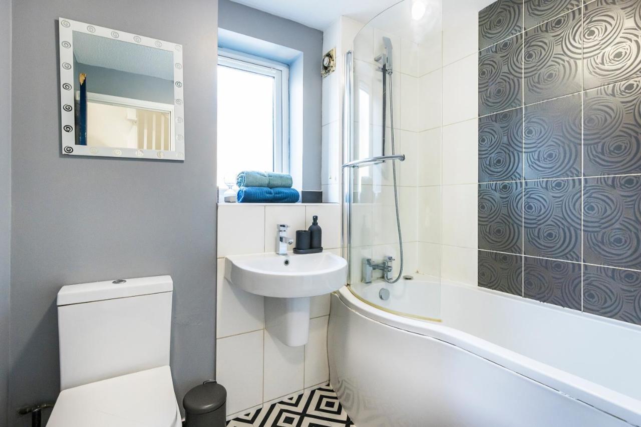 Inglewood Hub Hotel London Luaran gambar